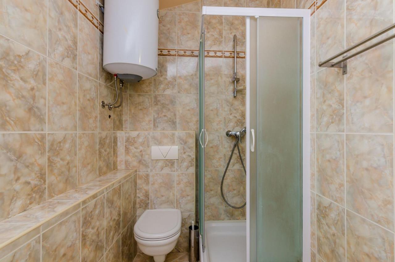 Apartments Zanetic ザトン エクステリア 写真